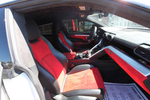 2019 Lamborghini Urus