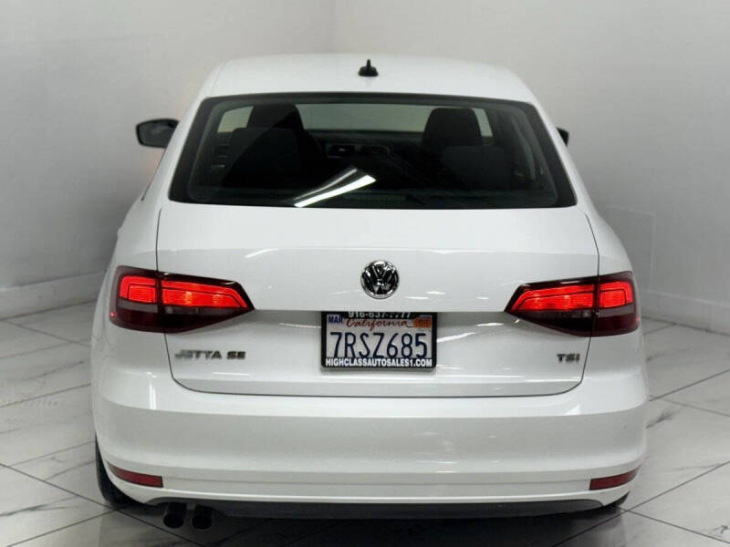 2016 Volkswagen Jetta