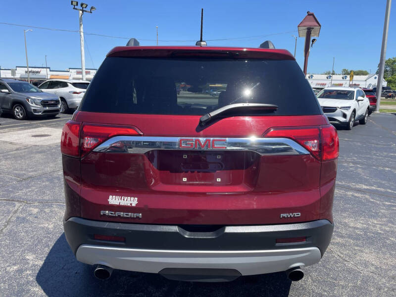 2018 GMC Acadia SLE-2
