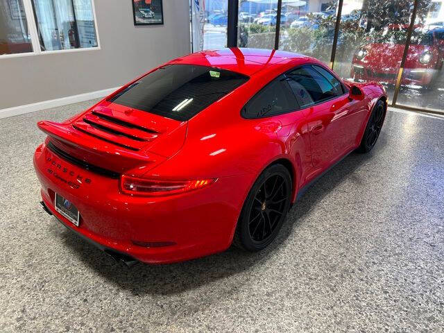 2015 Porsche 911 Carrera GTS