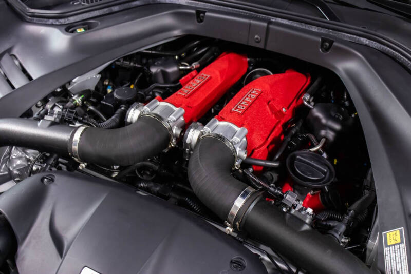 2016 Ferrari California T