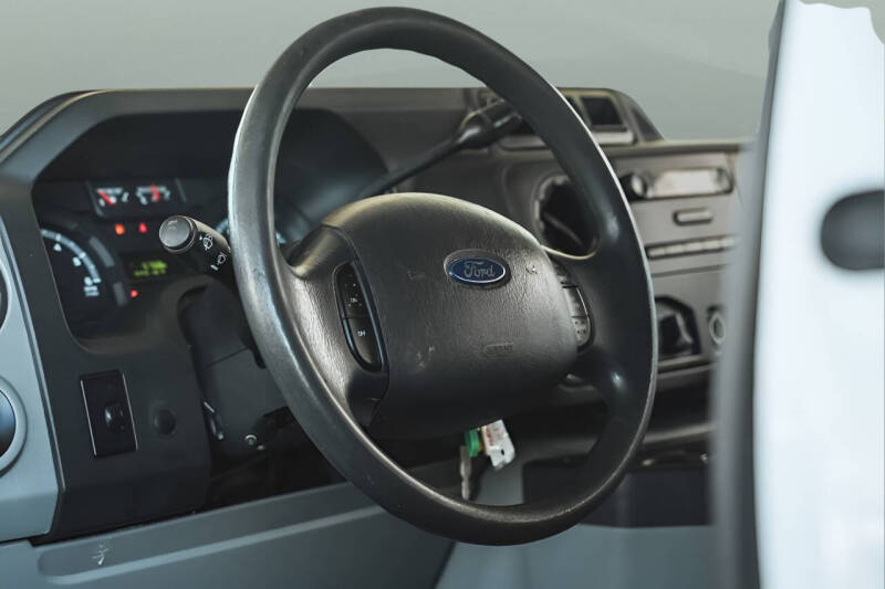 2013 Ford E-Series E-150