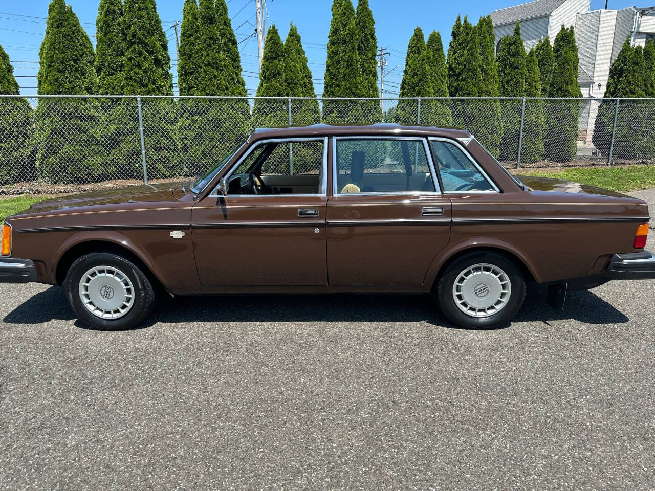 1979 Volvo 244DL 4