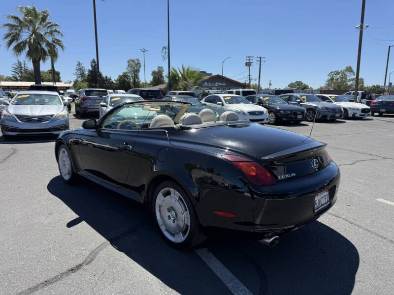 2004 Lexus SC 430