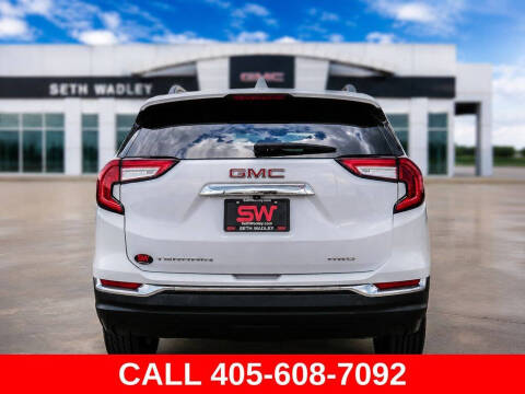 2024 GMC Terrain SLT
