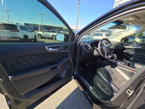 2016 Ford Edge Sport