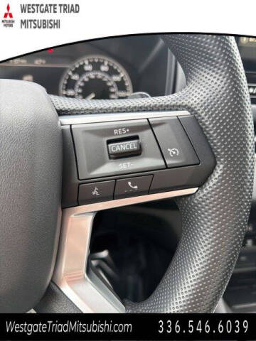 2026 Mitsubishi Outlander ES