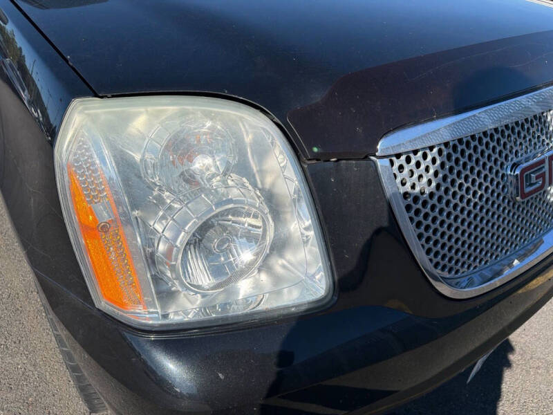 2011 GMC Yukon Denali