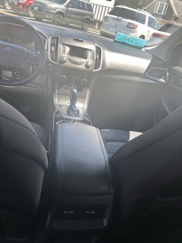 2016 Ford Edge SE