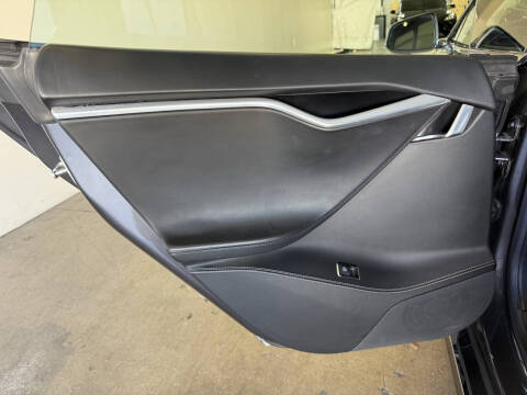 2017 Tesla Model S 75D