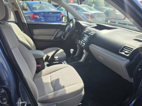2016 Subaru Forester 2.5i