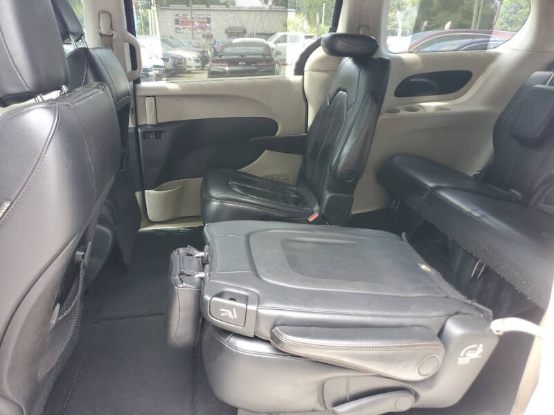 2018 Chrysler Pacifica Touring L