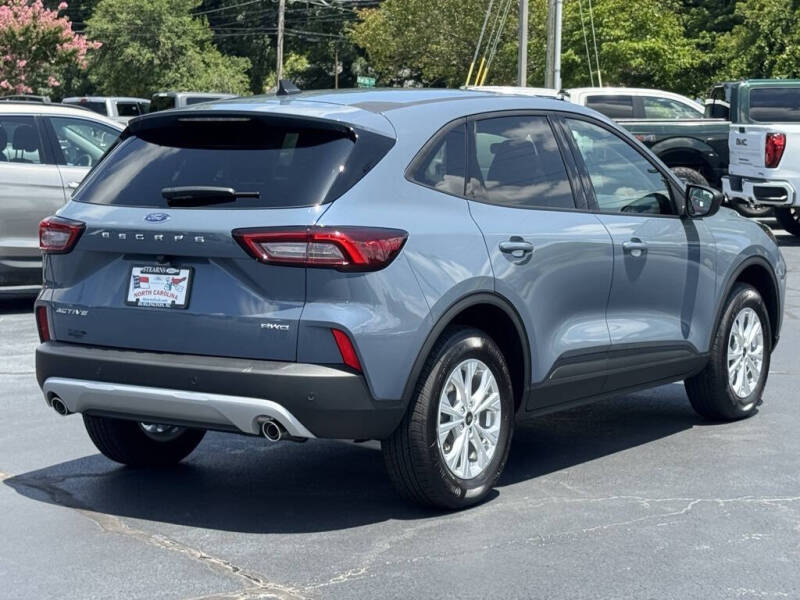 2025 Ford Escape Active