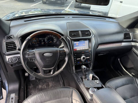 2019 Ford Explorer Platinum