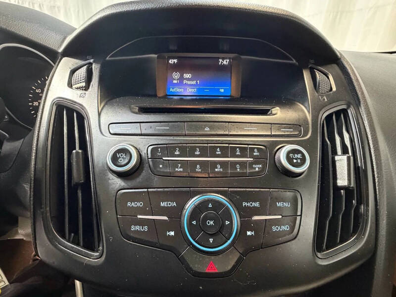 2017 Ford Focus SE