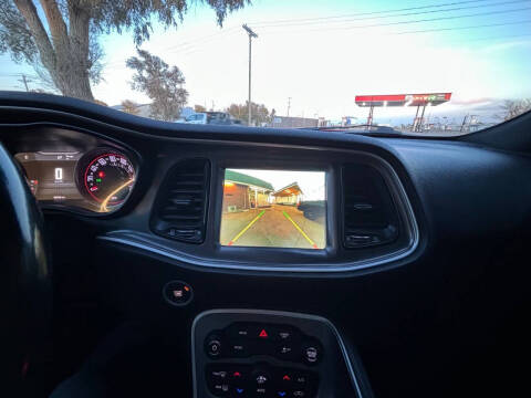 2019 Dodge Challenger SXT
