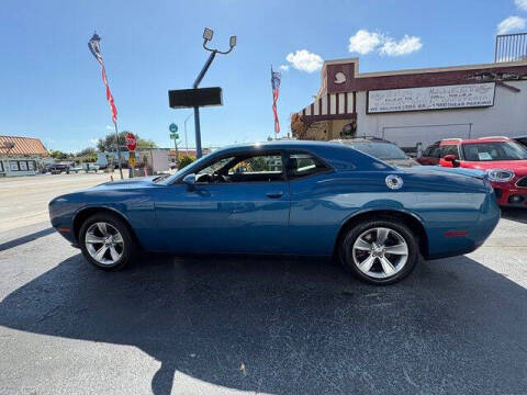 2021 Dodge Challenger SXT