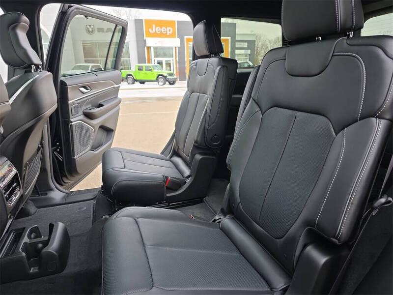 2025 Jeep Grand Cherokee L Overland