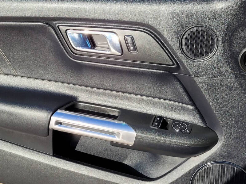 2016 Ford Mustang EcoBoost Premium