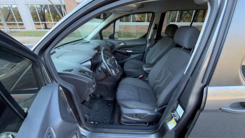 2017 Ford Transit Connect XLT