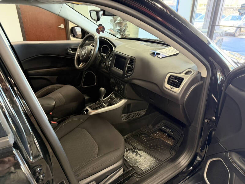 2018 Jeep Compass Sport