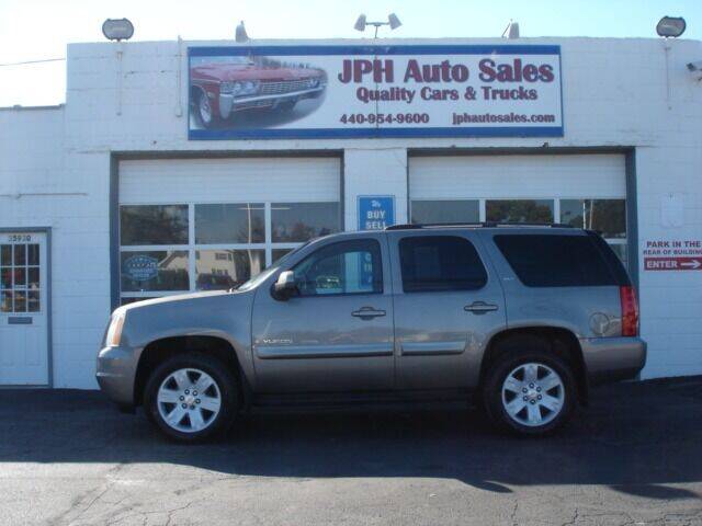 2007 GMC Yukon for sale at JPH Auto Sales in Eastlake OH