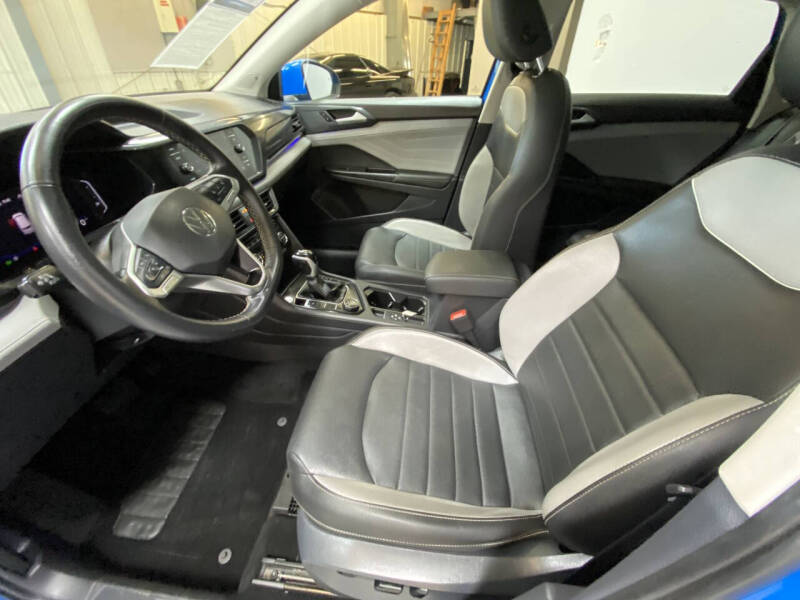 2024 Volkswagen Taos SEL 4Motion