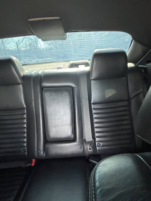 2013 Dodge Challenger R/T Plus