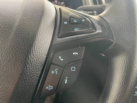 2020 Ford Edge SE