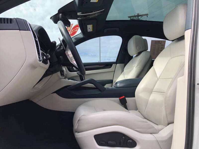 2022 Porsche Cayenne