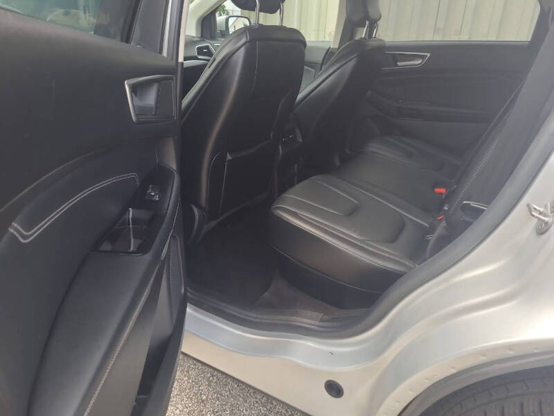 2017 Ford Edge Titanium