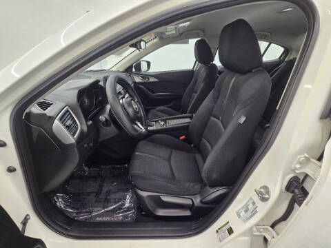 2017 Mazda MAZDA3 Sport