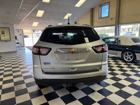 2017 Chevrolet Traverse LT