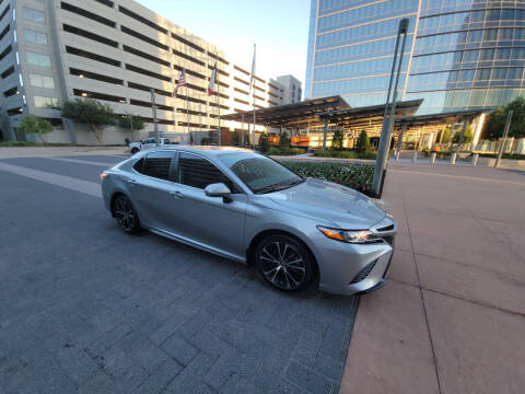 2020 Toyota Camry SE