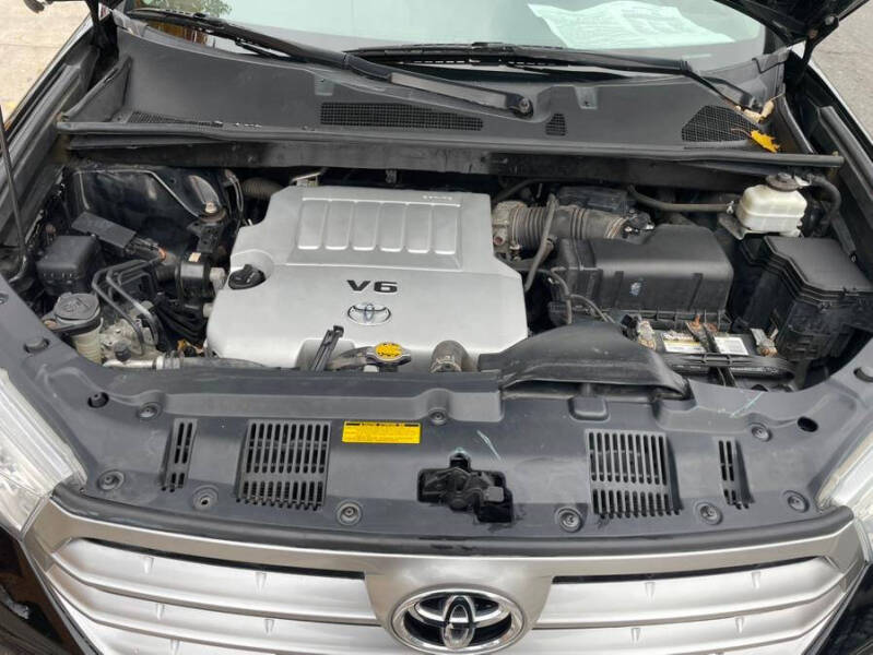 2013 Toyota Highlander SE