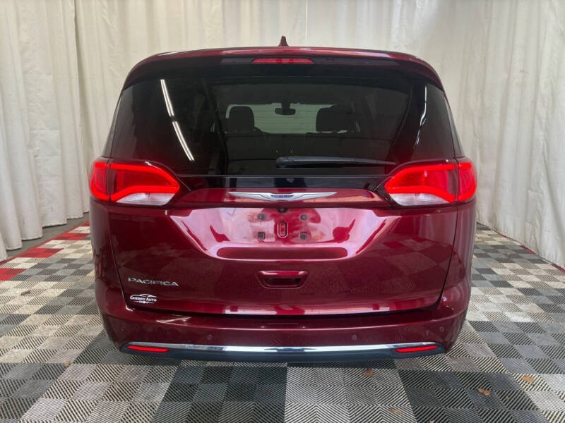 2019 Chrysler Pacifica Touring L