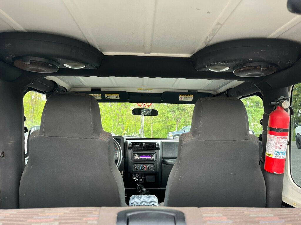 2004 Jeep Wrangler 56
