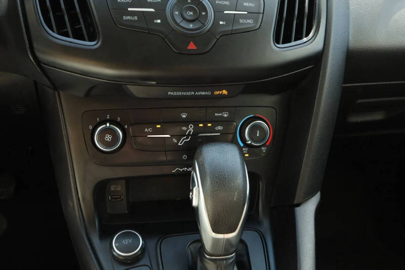 2017 Ford Focus SE