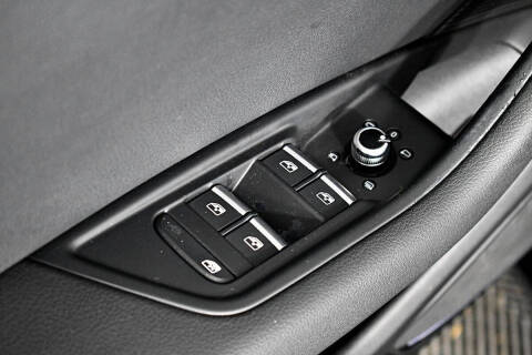 2017 Audi A4 2.0T quattro Premium Plus