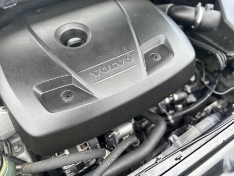 2016 Volvo XC60 T5 Drive-E Platinum
