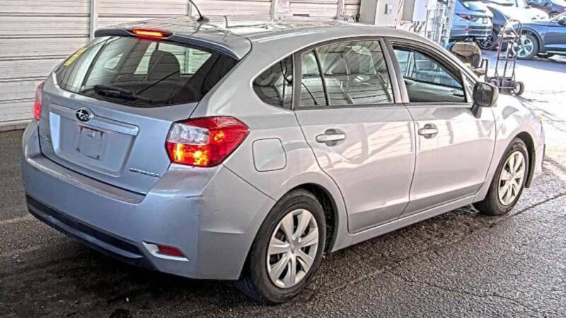 2012 Subaru Impreza 2.0i