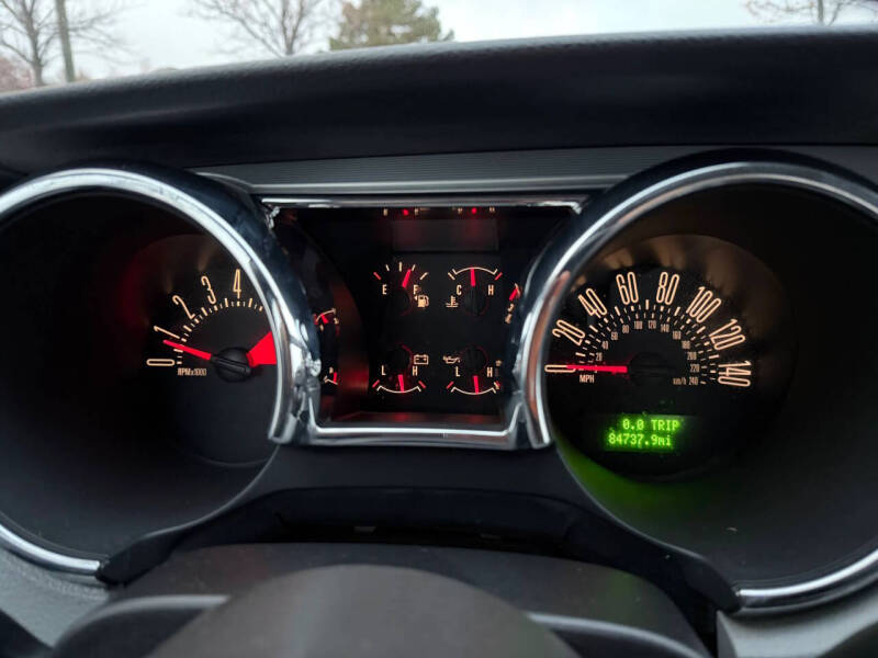 2005 Ford Mustang GT Premium