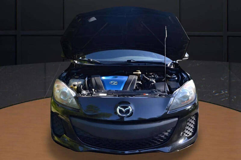 2013 Mazda MAZDA3 i Touring