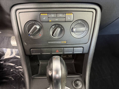 2016 Volkswagen Beetle