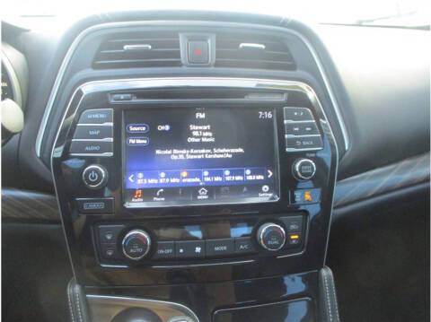 2017 Nissan Maxima Platinum