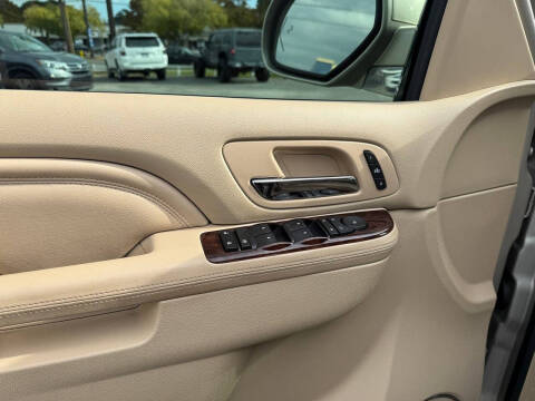 2014 Cadillac Escalade Premium