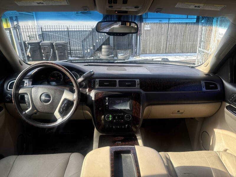 2011 GMC Yukon Denali