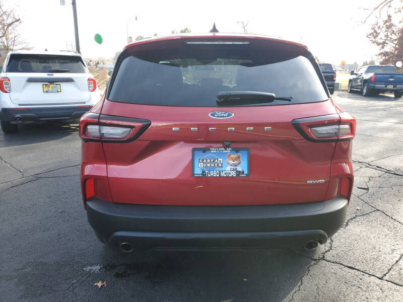 2025 Ford Escape ST-Line