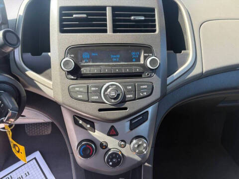 2013 Chevrolet Sonic LT Auto