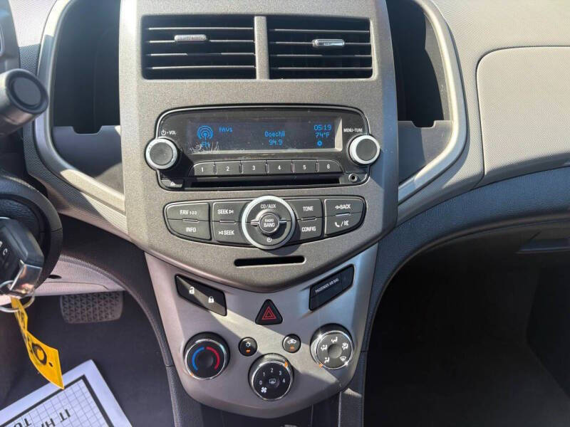 2013 Chevrolet Sonic LT Auto